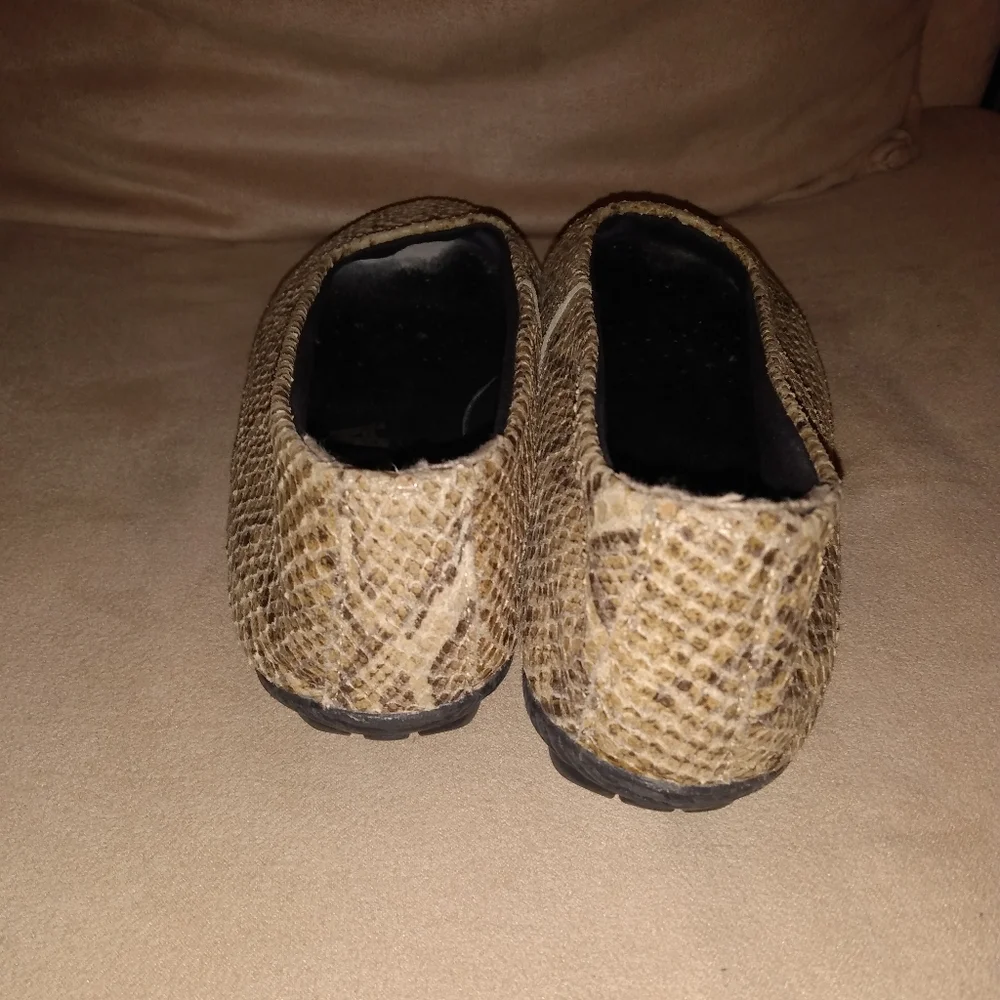 KOKUA Tan Leather Snake Skin print size 37 Ballet Flats